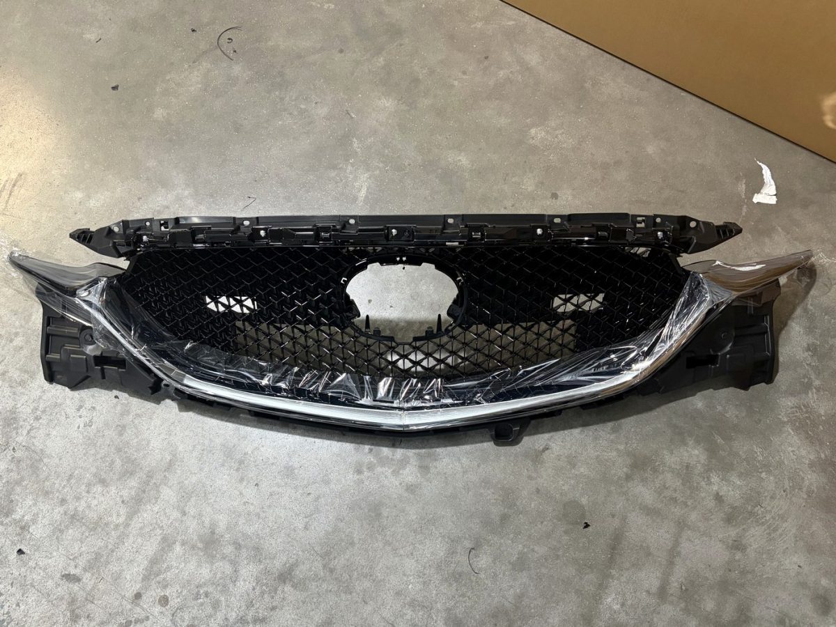 grille assembly Mazda CX-5
