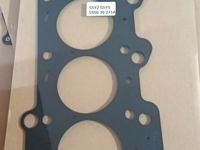 head gasket Mazda Demio