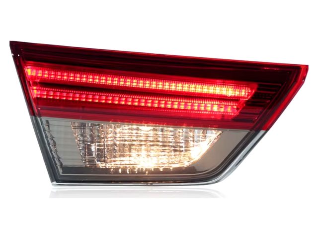 inner tail lamp Toyota Mark X