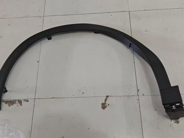 rear wheel brow Mazda CX-5